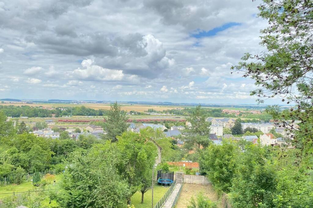 Appartement Rez-De-Chaussee Laon Eksteriør bilde